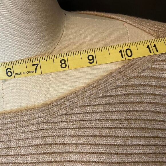 Anthropologie - Kendall Boatneck Sweater - Picture 5 of 8